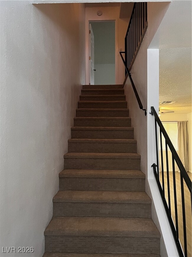 Building Photo - 1303 Darlene Way