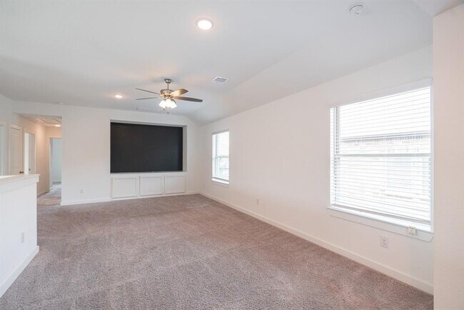 Building Photo - 8034 Whisper Grove Dr