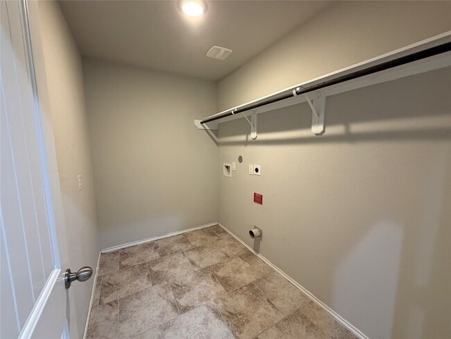 Building Photo - 4615 Tuscan Lily Dr