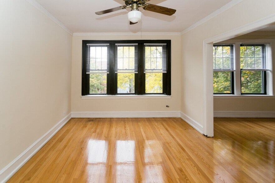 Building Photo - 1455 W Byron St