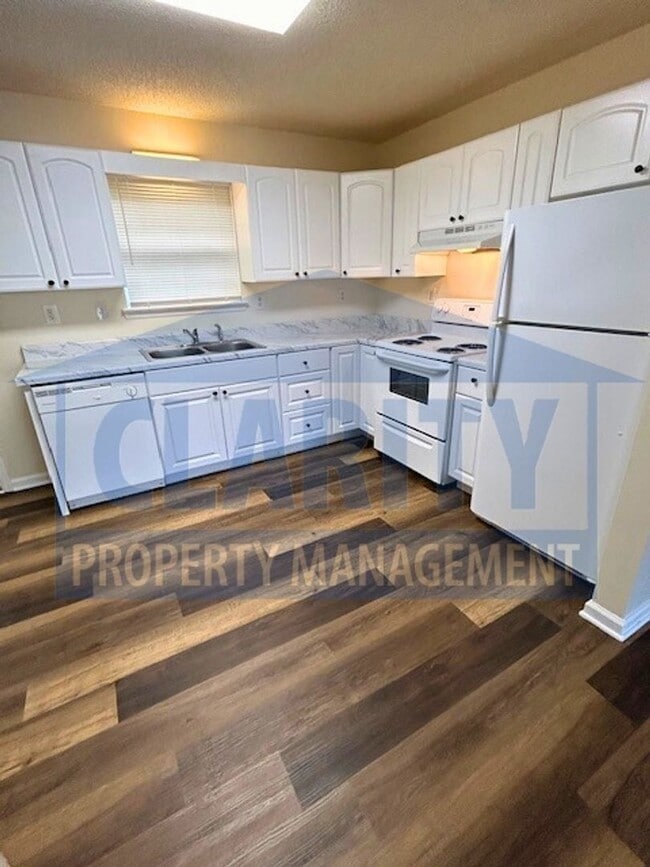 Building Photo - ***Coming soon!!***