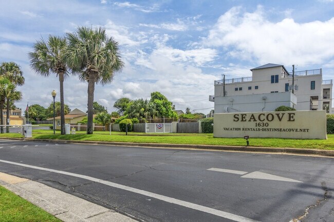 Building Photo - 1630 Hwy 2378