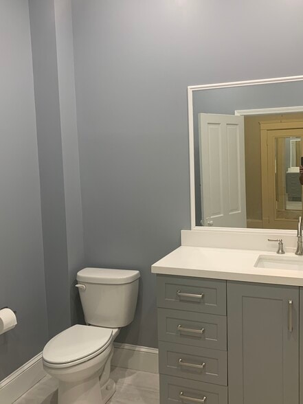 Building Photo - 7 Public Sq