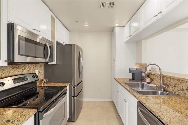 Building Photo - 8560 Violeta St