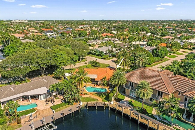 Building Photo - 4060 NE 26th Ave