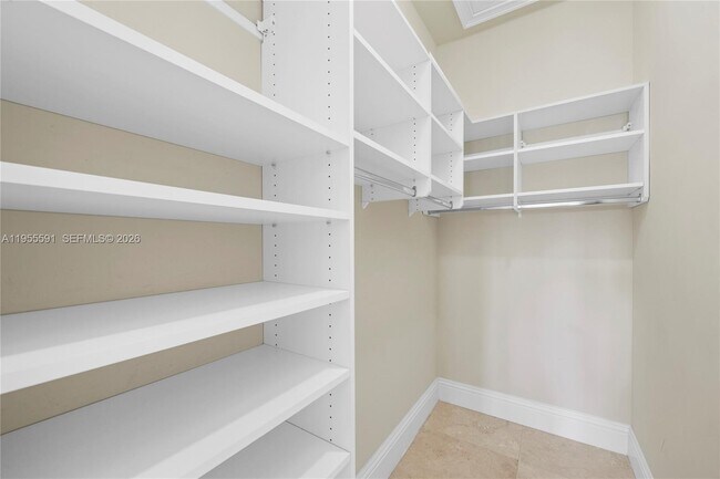 Building Photo - 510 San Marco Dr