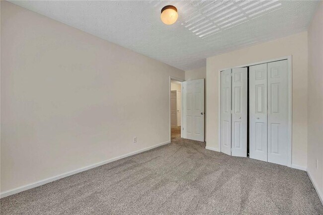 Building Photo - 2297 Baker Station Dr