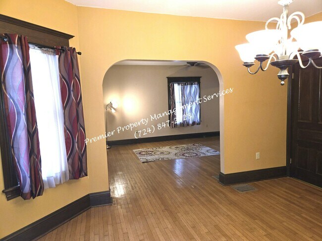 Building Photo - 140 Jefferson Ave