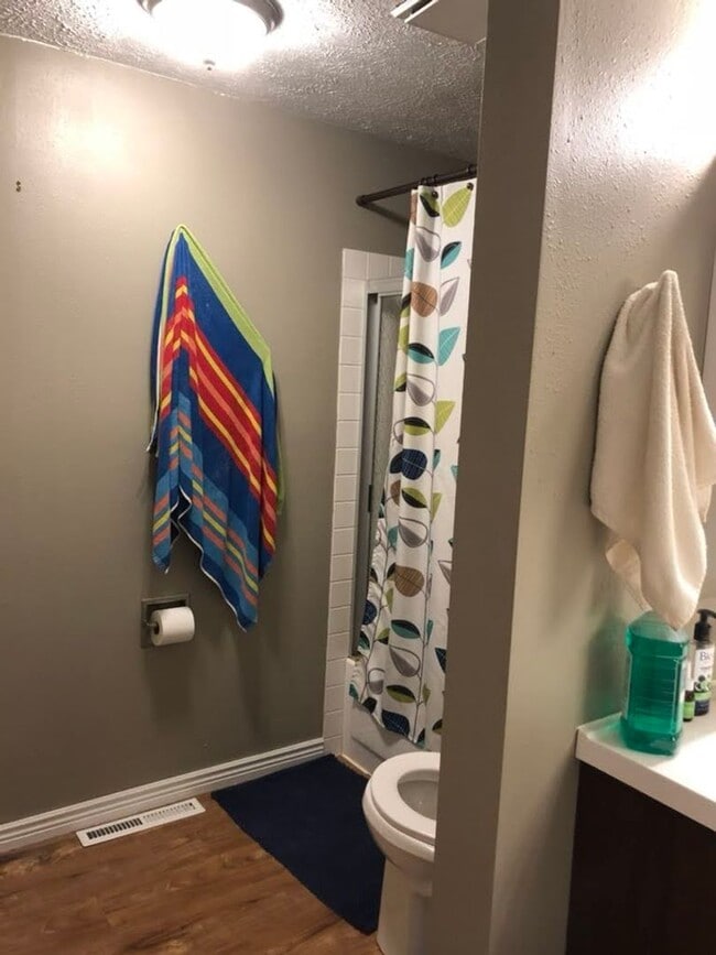 Building Photo - Lovely 3 bed, 2 bath Longmont home - AVAILABLE 11/15