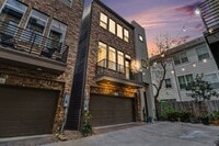 Building Photo - 715 Hartman St