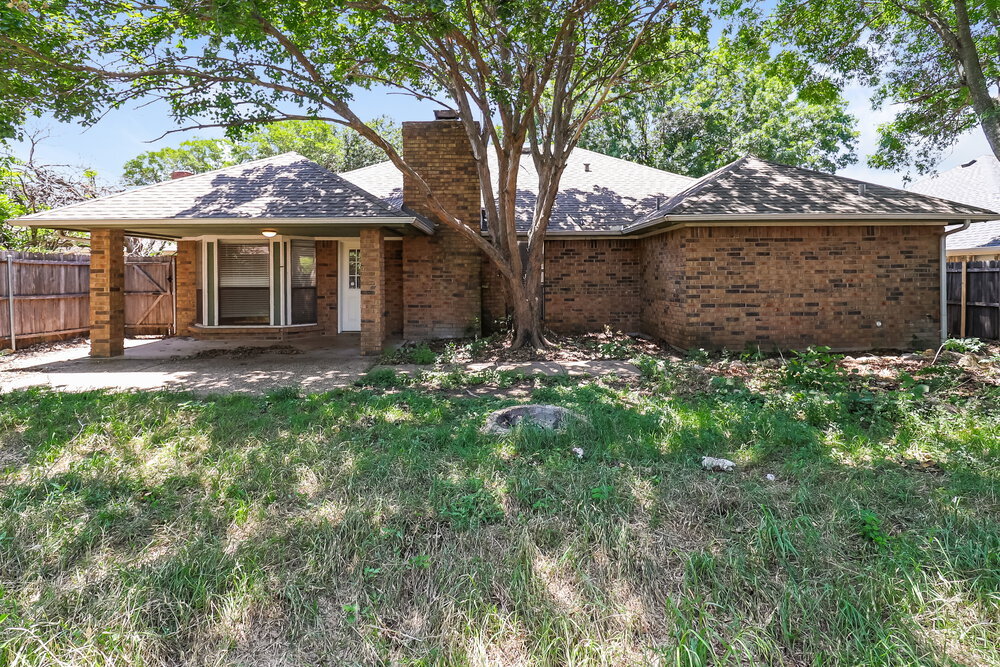 Building Photo - 4900 Barberry Dr