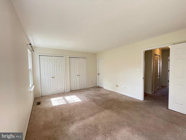 Building Photo - 17929 Milroy Dr