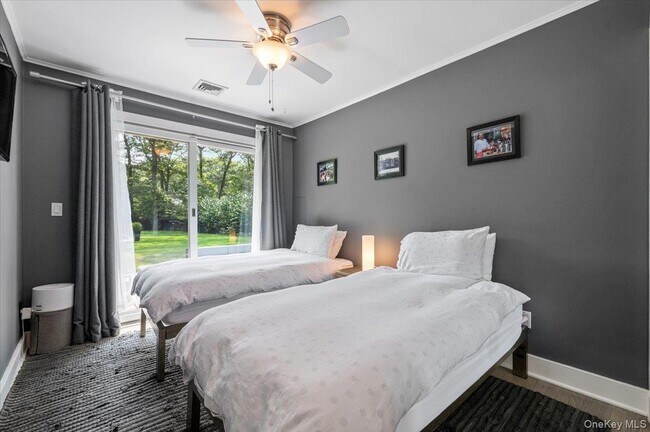 Building Photo - 94 Hands Creek Rd