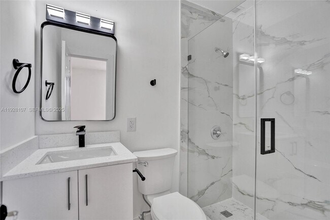 Building Photo - 1960 SW 68th Way