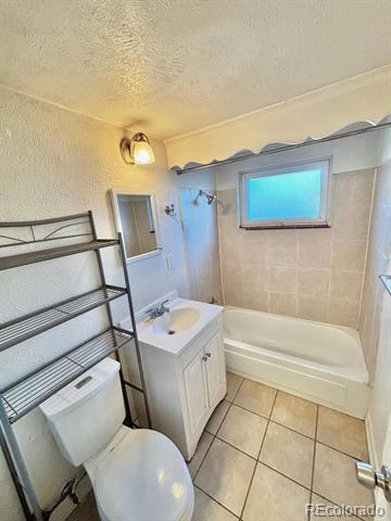 Building Photo - 3475 Ames St