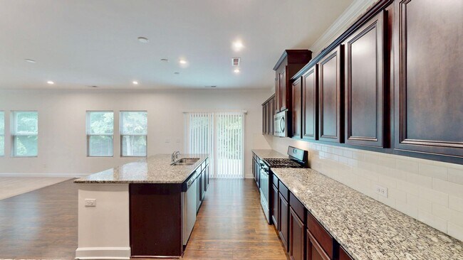 Building Photo - 4523 Collingham Dr