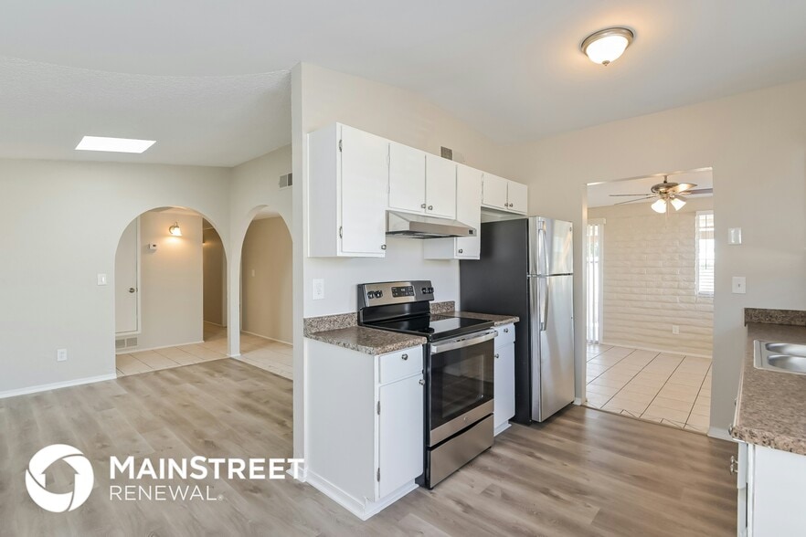 Building Photo - 8467 E Shasta Dr