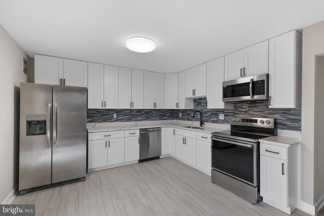 Building Photo - 18 W Orndorff Dr