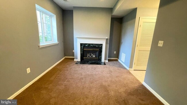 Building Photo - 505 Edmonton Terrace NE