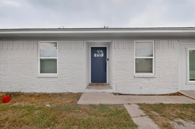 Building Photo - 10332 Grabbs Ln