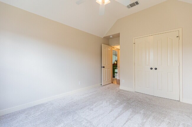 Building Photo - 1806 Three Forks