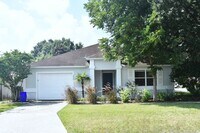 Building Photo - 3/2 House @ Palm Grove