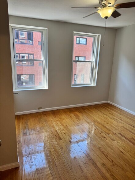 Building Photo - 145 Endicott St