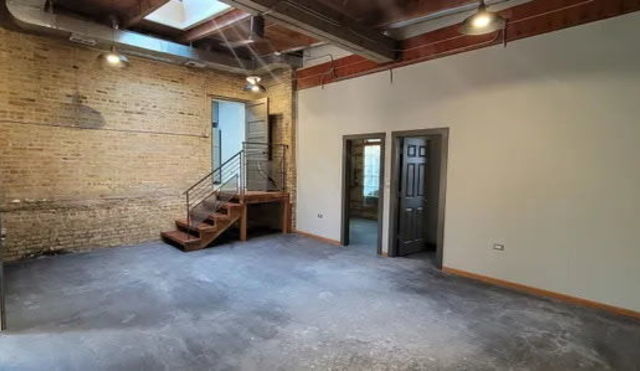 Building Photo - 1611 Simpson St