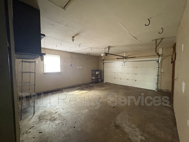 Building Photo - 509 Glendale Dr