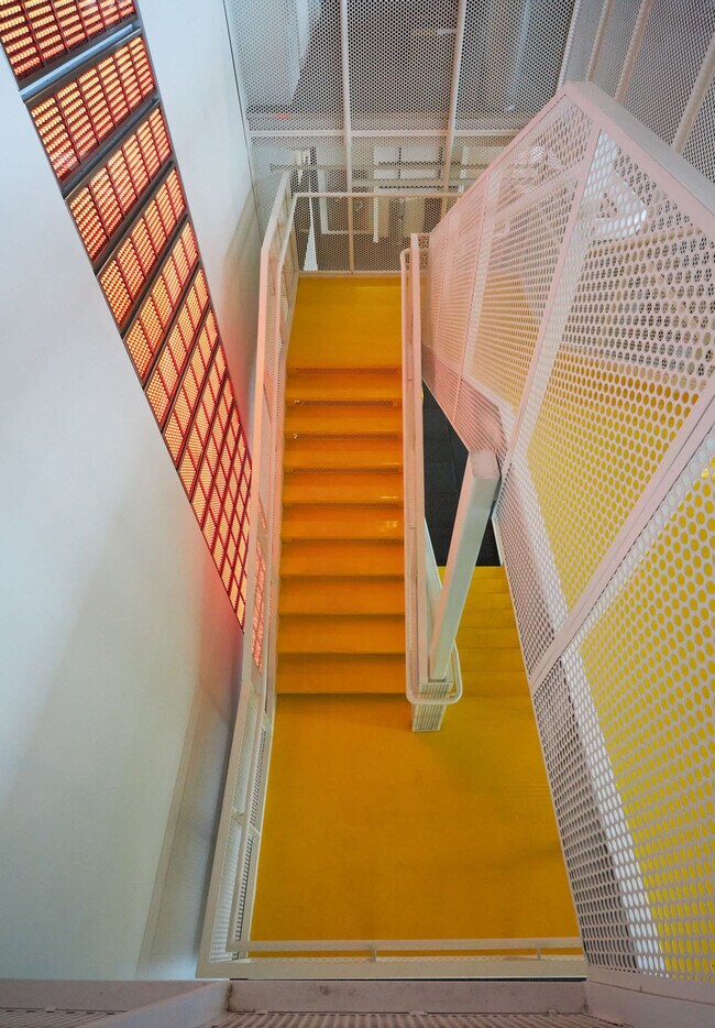 Building Photo - 1006 S Michigan Ave