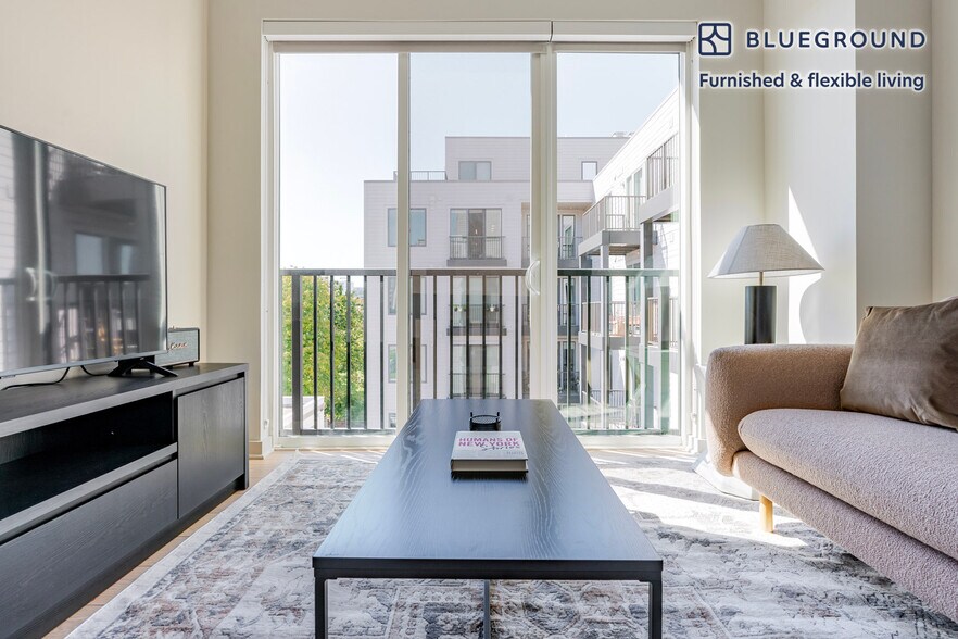 Building Photo - 60 I St SW