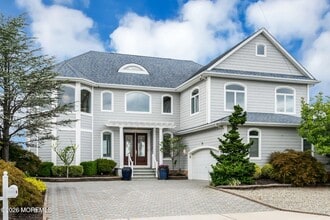 Building Photo - 3110 Windsor Ave