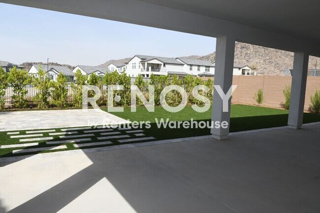 Building Photo - Almost New 4 Br+Den+Loft 3.5 Ba 3 Cg in Sienna Hills Next to Verrado in Buckeye