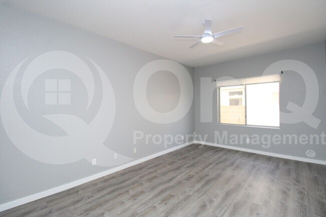 Building Photo - 1916 W Pinon Ct