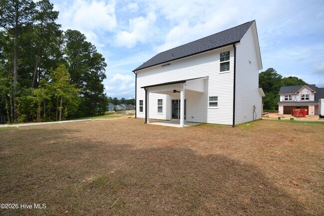 Building Photo - 388 Atwood Dr