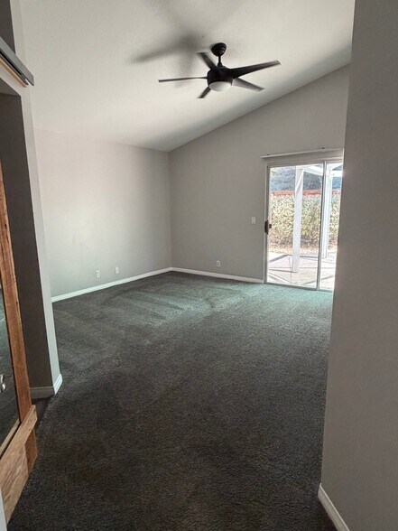 Building Photo - 24056 Golden Pheasant Ln