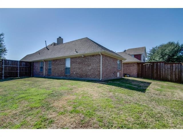 Building Photo - 10310 Mallory Dr