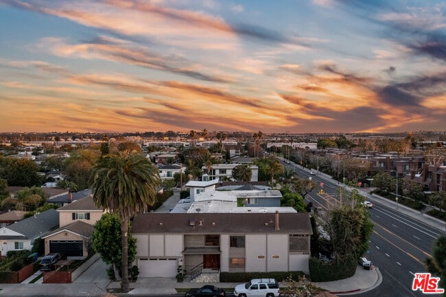 Building Photo - 4450 Alla Rd