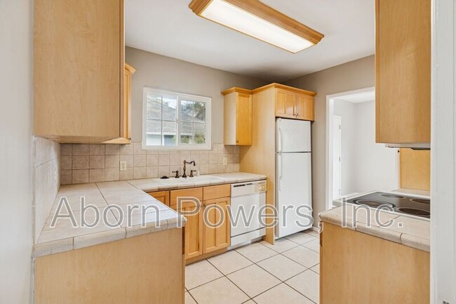 Building Photo - 1031 Spring St