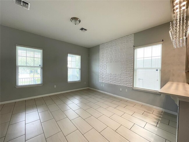 Building Photo - 15060 Willow Arbor Cir