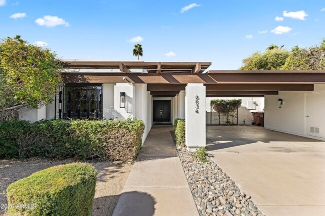 Building Photo - 6834 N 72nd Pl