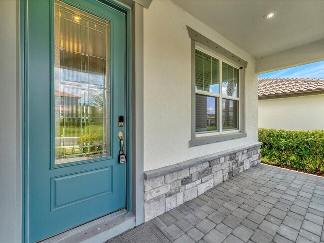 Building Photo - Savanna, Lakewood Ranch 4 bed/2.5 bath Unfurnished Home