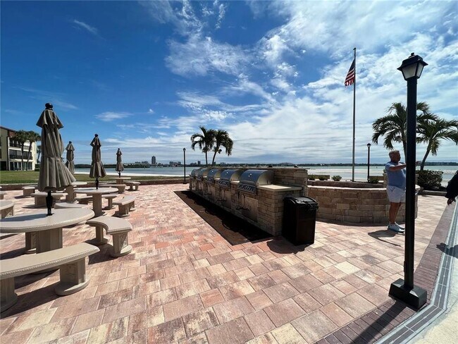 Building Photo - 855 Bayway Blvd