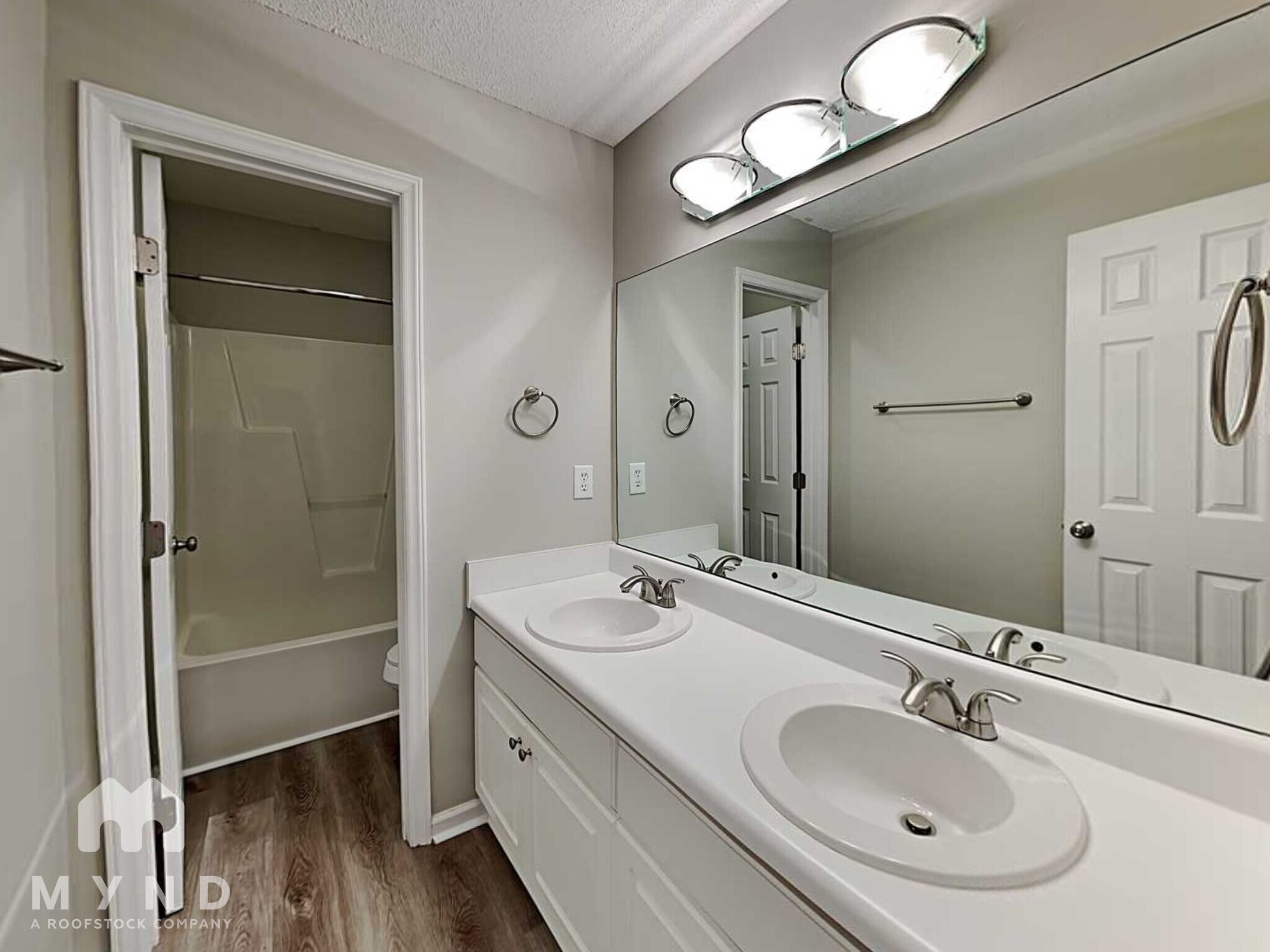 Building Photo - 3701 Cold Harbour Dr