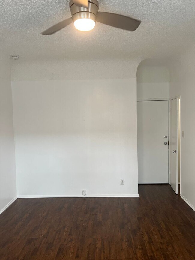 Interior Photo - HAP PARTNERS V LLC-4234