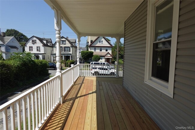 Building Photo - 47 Rich Ave