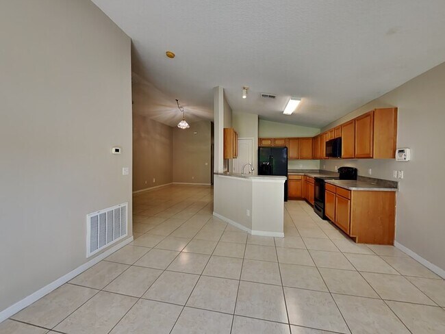 Building Photo - 12806 Sophiamarie Loop