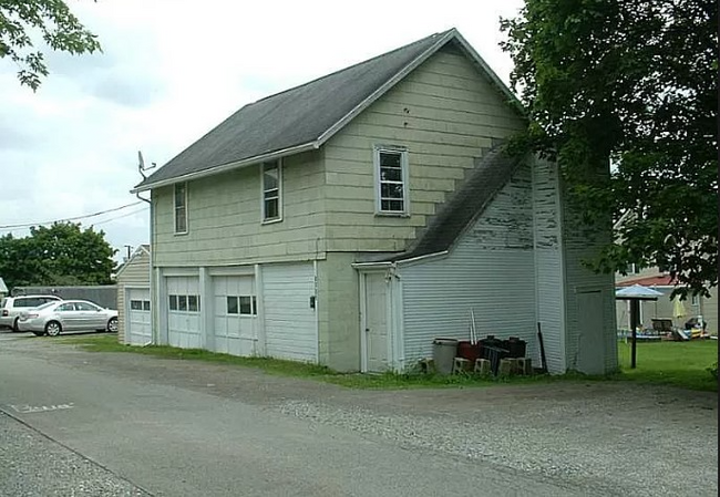 Building Photo - 1425 Philadelphia St