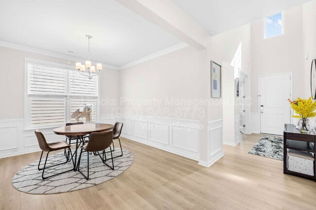 Building Photo - 104 Winterberry St