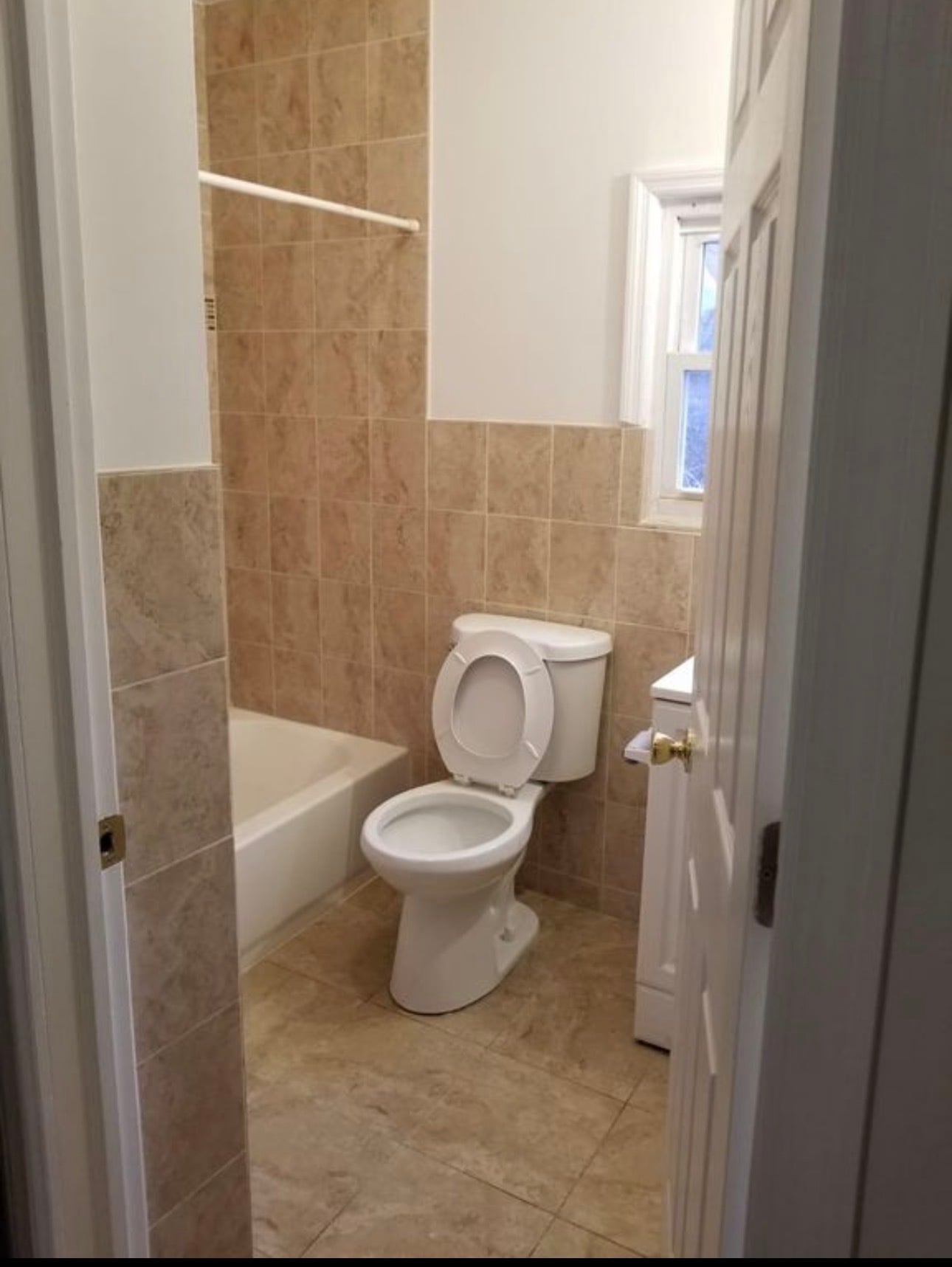 Building Photo - 45 Hawkins St